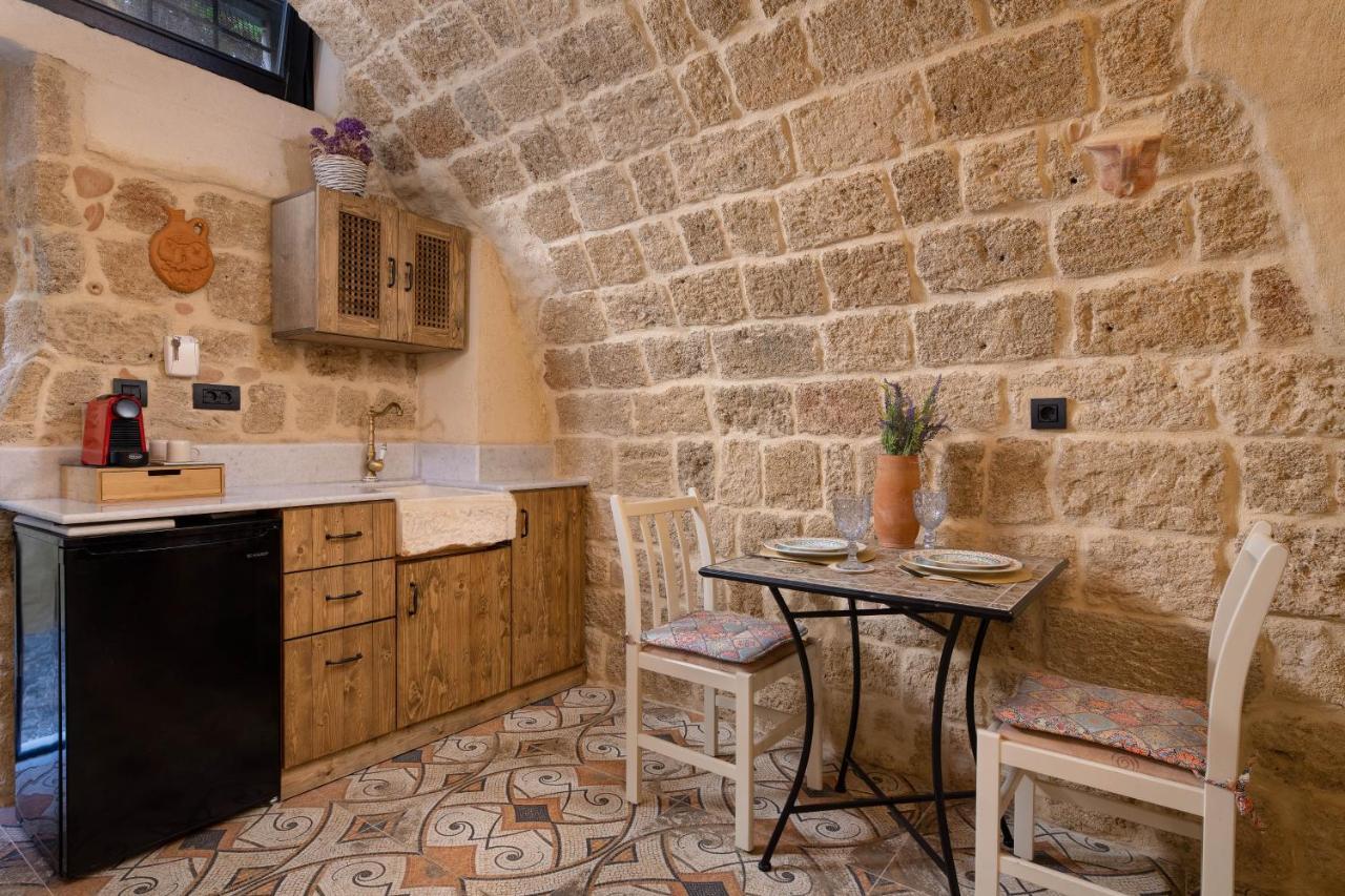 Stone Cave Suite Rhodes City Exterior foto